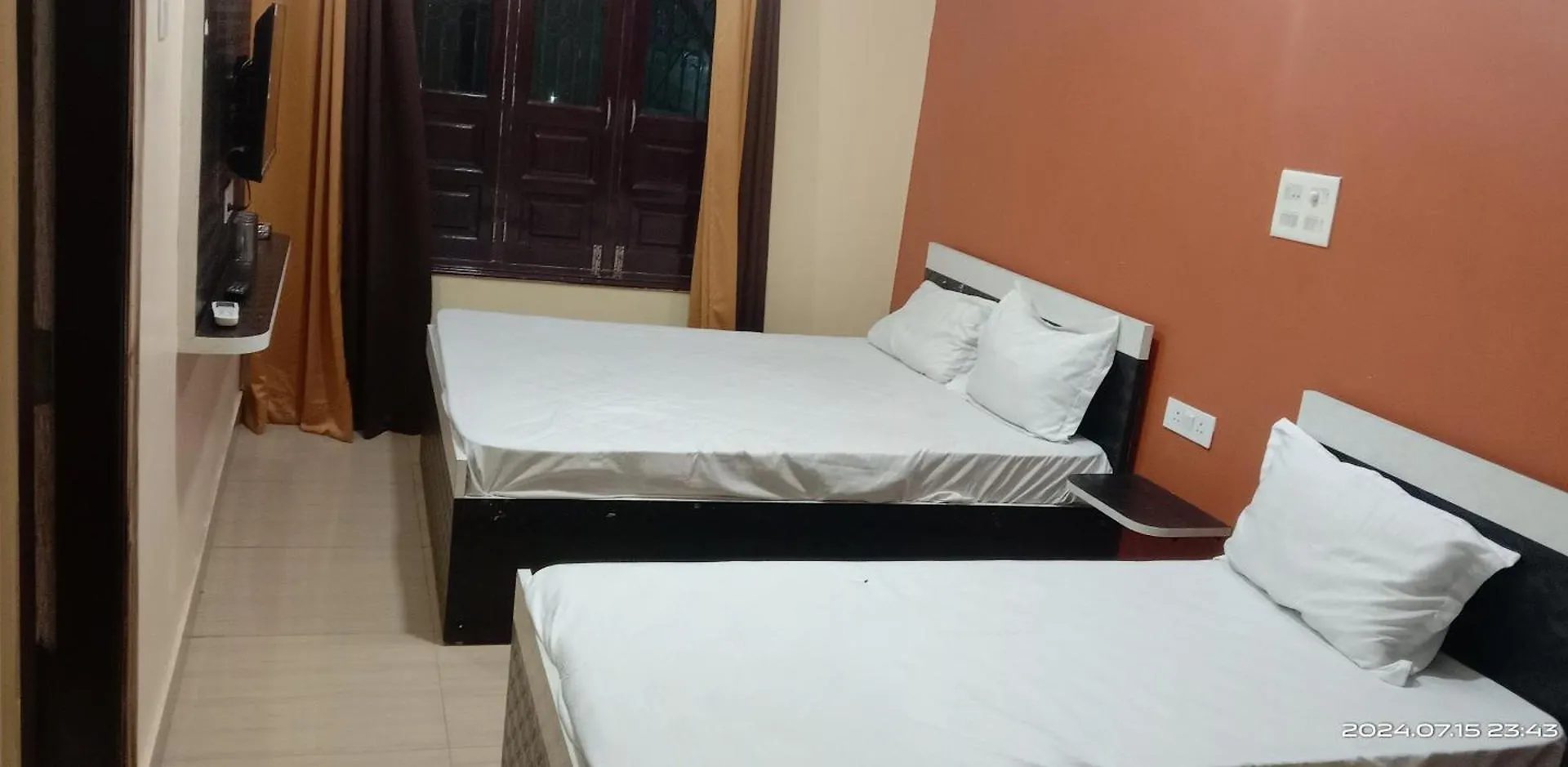 Rb Palace Hotel Varanasi